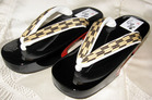 Deluxe Geta M Black (Lacquered wooden sandals )